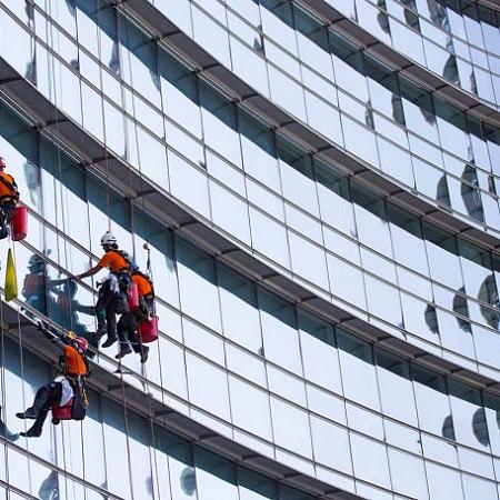 Мойка фасадов бизнес-центра в Солнечногорске